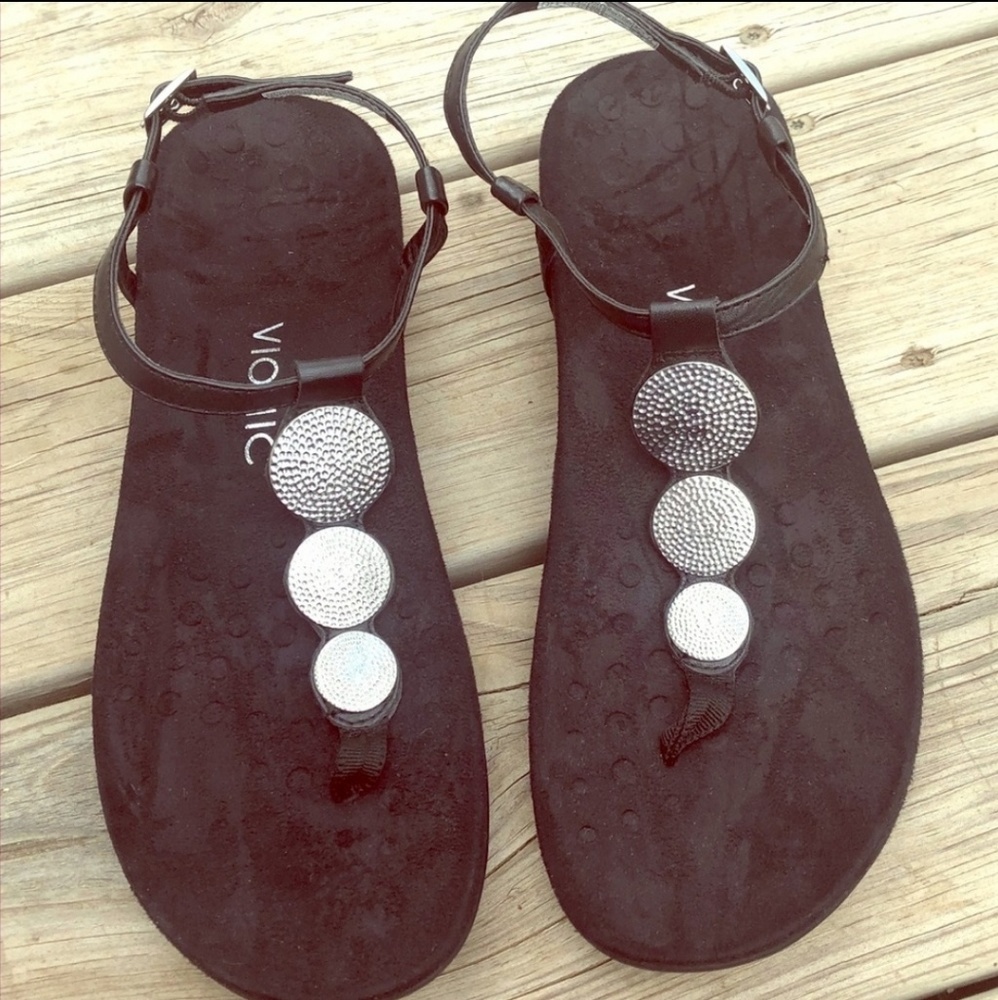 Vionic Lizbeth T-Strap Sandal